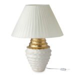 Lampada in gres porcellanato bianco e oro