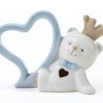 Orsetto in porcellana con cuore celeste