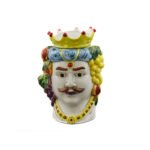 Testa di moro uomo con coperchio medio con frutta