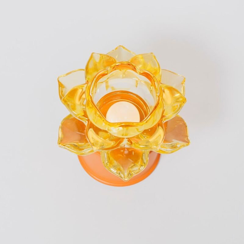 Lampada Fiore di Loto Gialla Roteante di magnifique Maison interno