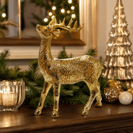 Renna Oro 32cm in Resina di Vestiamo Casa Gran Natale Ambientata